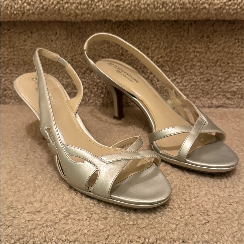 Naturalizer Silver Heels
